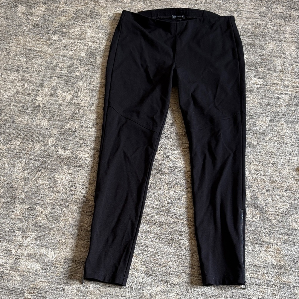 Eileen Fisher women’s black elastic waist,legging pants size small zipper detail